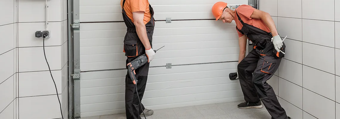 Fix Commercial Garage Door Issues in Woodridge, Illinois