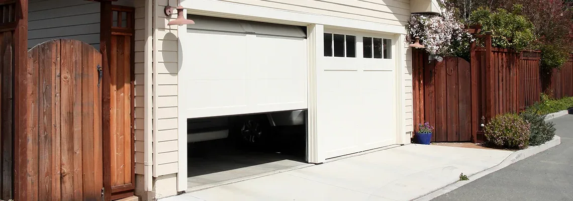 Repair Garage Door Won't Close Light Blinks in Woodridge, Illinois